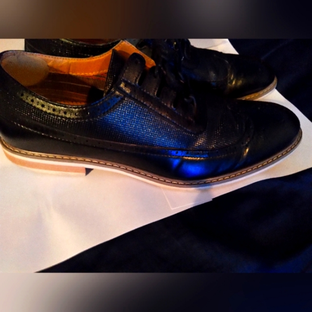Men's shoes size 11